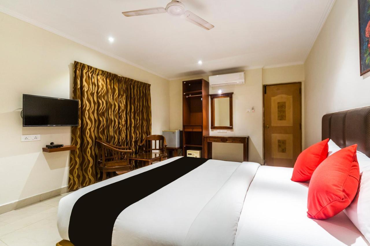 Capital O 66763 Blossoms Serviced Apartments Chennai Exterior foto