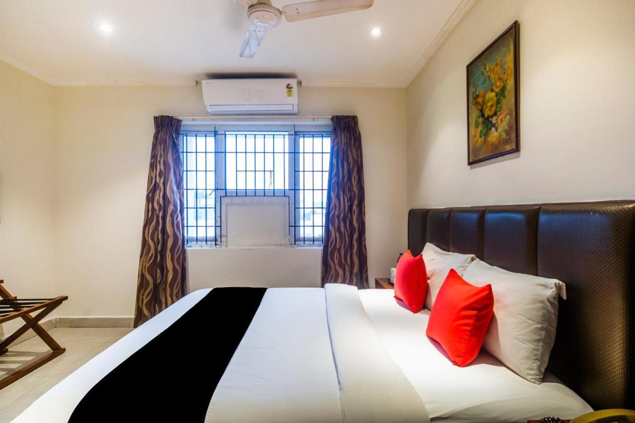 Capital O 66763 Blossoms Serviced Apartments Chennai Exterior foto