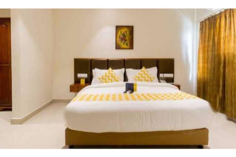 Capital O 66763 Blossoms Serviced Apartments Chennai Exterior foto